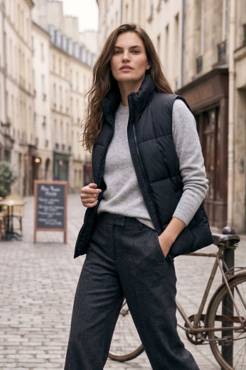 Sleeveless Jacket - Black