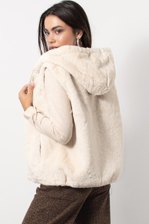 Sleeveless Fur Jacket - Cream