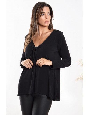 Γυναικεία μπλούζα με φαρδιά γραμμή, σε μαύρο χρώμα, με φιόγκο στο στήθος.