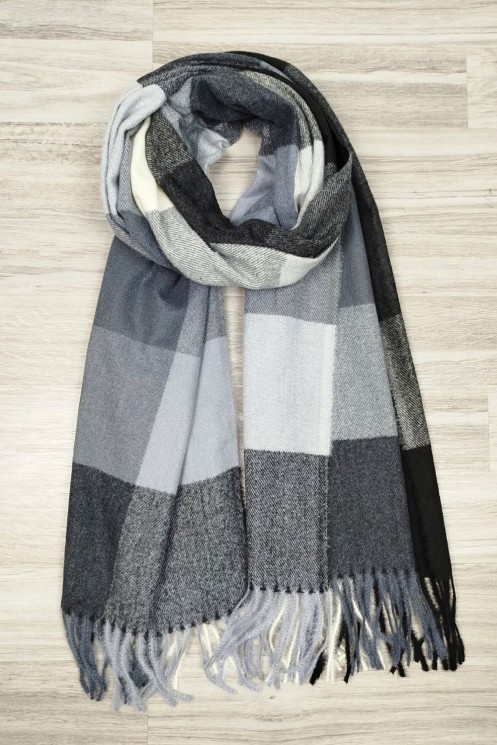 Plaid Patterned Scarf