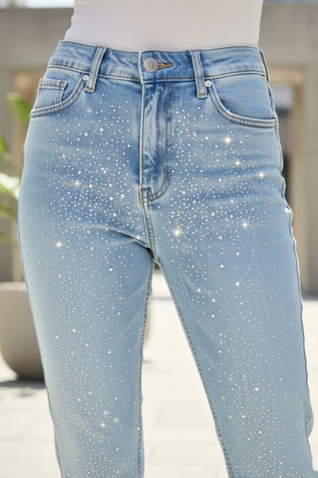 Jeans With Rhinestones 2